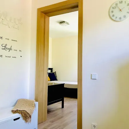 Apartmán Family 100m From The *